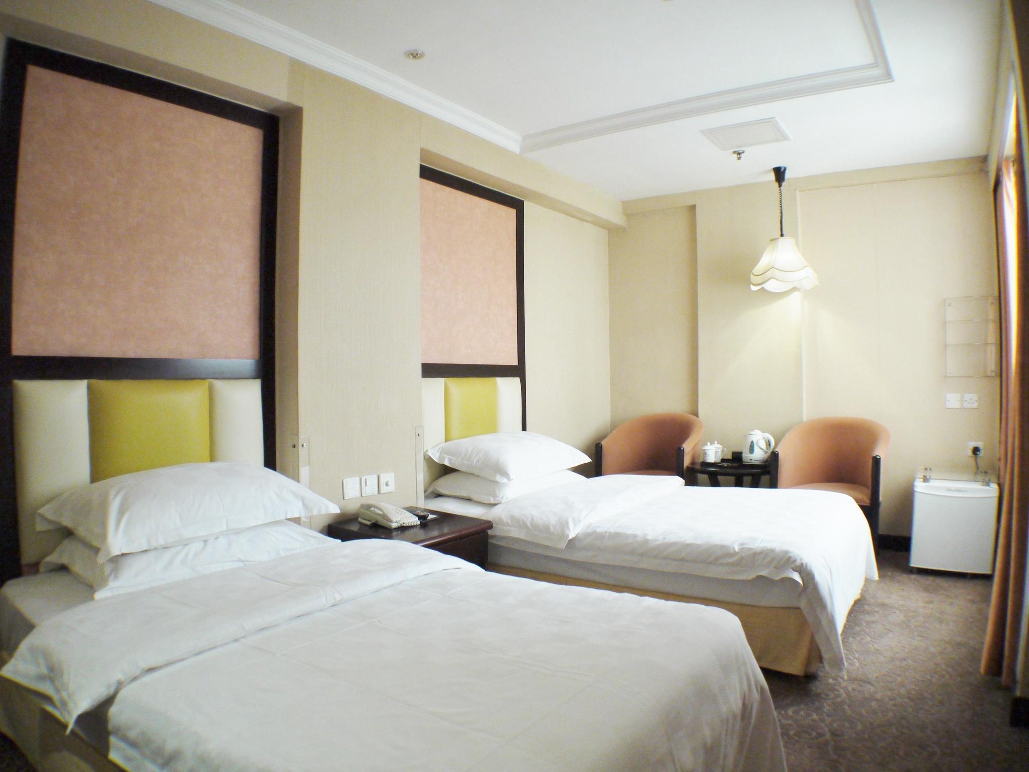 The Victoria Hotel Macao Esterno foto